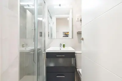 Un baño de Flat in Embajadores FOU