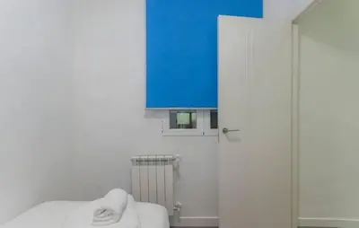 Cama o camas de una habitación en Nice and calm apartment near Retiro, Madrid GRA
