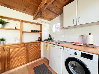 Una cocina o zona de cocina en Acogedor Espoz Madrid Temporal