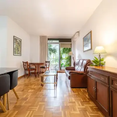 Stylish 2-Bedroom Apartment with Terrace in Central Madrid