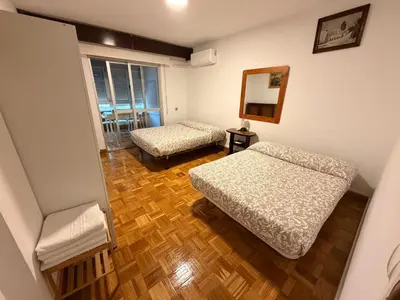 Cama o camas de una habitación en Private Rooms Madrid Atocha