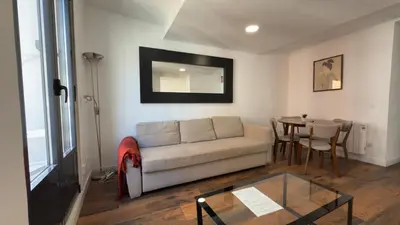 Zona de estar de Central and Cozy in Madrid 3D