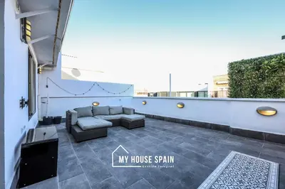 Un balcón o terraza de MyHouseSpain - Luminoso piso con Terraza
