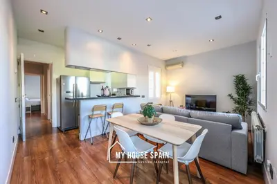 Una cocina o zona de cocina en MyHouseSpain - Luminoso piso con Terraza