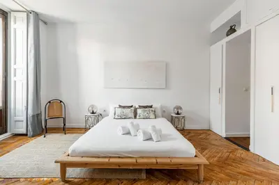 Cama o camas de una habitación en Fuencarral I - En el corazón de Madrid