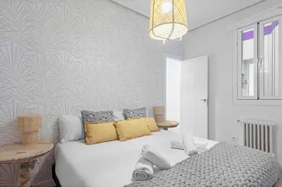 Cama o camas de una habitación en Refurbished and Bright-4Bedrooms 2Bathrooms - Goya