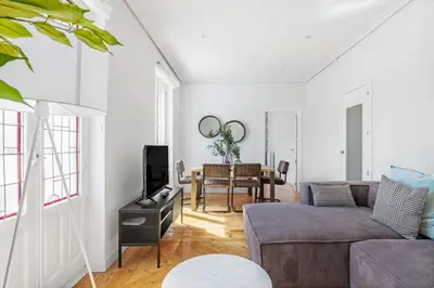 Zona de estar de Refurbished and Bright-4Bedrooms 2Bathrooms - Goya