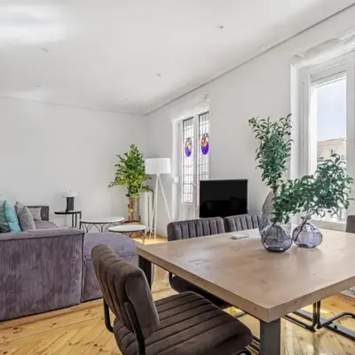 Refurbished and Bright-4Bedrooms 2Bathrooms - Goya