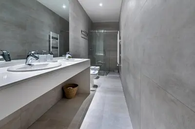 Un baño de Amazing apartment - 4Bedrooms 2 Bathrooms - Goya