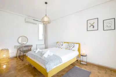 Cama o camas de una habitación en Spacious apartment-4Bedrooms 2Bathrooms - Goya