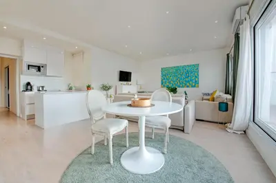 Una cocina o zona de cocina en Amazing Penthouse wlarge terrace - 1BedRoom -Goya