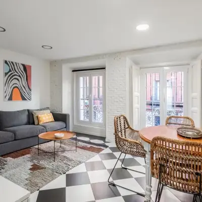 Modern and Bright -2 Bedrooms 1 Bathroom-Lavapies