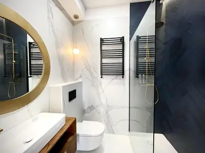 Un baño de dPLACE to Be - Apartamentos de Lujo en Centro Histórico