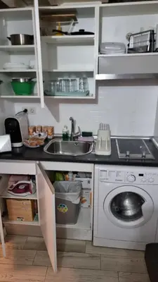 Una cocina o zona de cocina en Apartamento MADRID CENTRO MALASAÑA