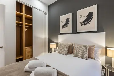 Cama o camas de una habitación en Queen's Las Letras Boutique I - Alojamiento Corta Estancia