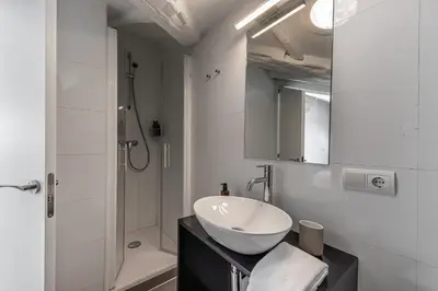 Un baño de Queen's Las Letras Boutique II - Alojamiento Corta Estancia
