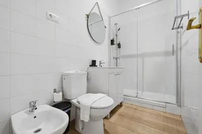 Un baño de Hogar Malasaña