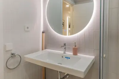 Un baño de Luxurious Studio Madrid Centro TEMPORAL PDD2915