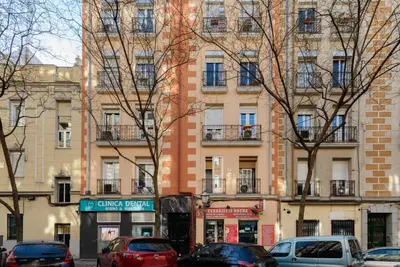 Edificio en el que se encuentra el apartamento