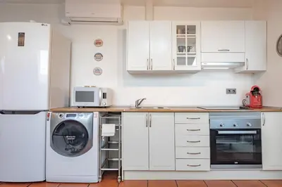 Una cocina o zona de cocina en Central and bright temporal penthouse Madrid center MYR137C