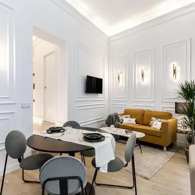 Queen's Chamberí Boutique II - Alojamiento Corta Estancia