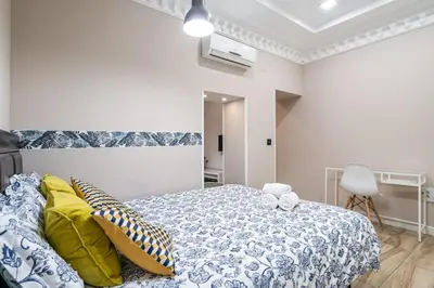 Cama o camas de una habitación en Modern studio near Gran Vía and key places - Reloj I