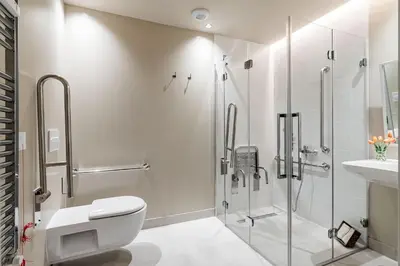 Un baño de Victoria Chic Suites 01