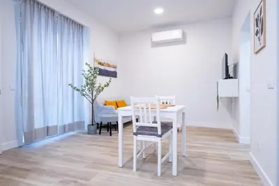 Una televisión o centro de entretenimiento en ABC Apartments Estación Sur