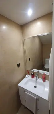 Un baño de Oasis Mezquite