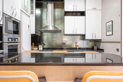Plano de Exclusivo apartamento en el centro by beBalmy