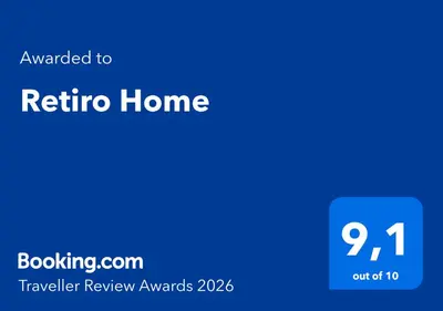 Certificado, premio, señal o documento que está expuesto en Retiro Home