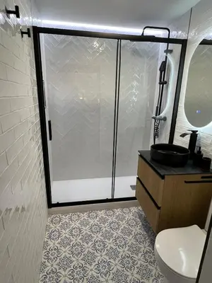 Un baño de Nuevo Loft junto a Gran Vía