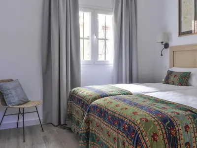 Cama o camas de una habitación en Apartment Bravo Murillo 2 rooms near Bernabeu