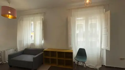 Zona de estar de Bright Apartment in the Heart of Lavapies - B41