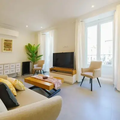 Exclusive temporary flat with central balconies Temporal AFI332D