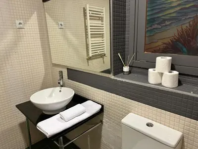 Un baño de Suite Madrid (B4)