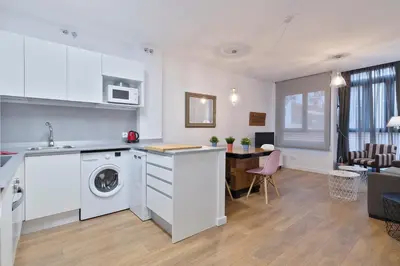 Una cocina o zona de cocina en Alcam Madrid Palencia
