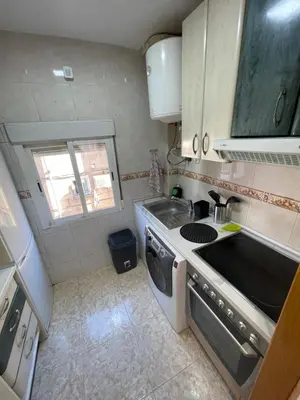 Una cocina o zona de cocina en Piso en calle Álvarez de la Ribera 18