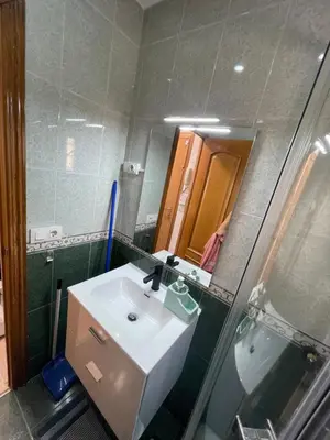 Un baño de Piso en calle Álvarez de la Ribera 18