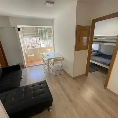 Piso en calle Álvarez de la Ribera 18