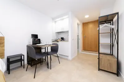 Una cocina o zona de cocina en Regency VII - Ferga Suites