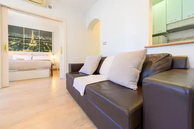 Zona de estar de Lovely apartment temporal Madrid Centro SBE282D