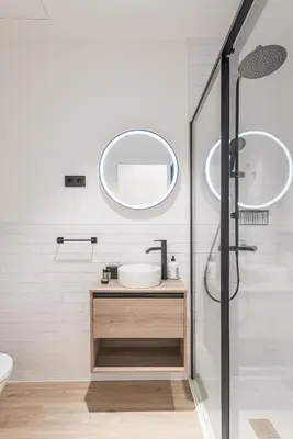 Un baño de Fantastico Apartamento en Azca QB