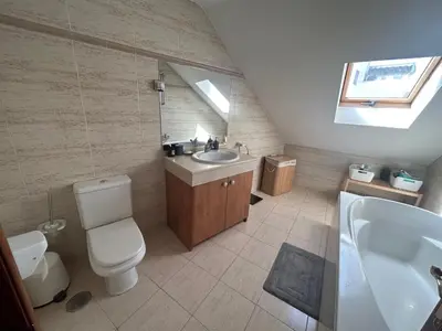 Un baño de Spacious and bright penthouse with Terrace