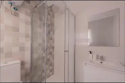 Un baño de wood 4