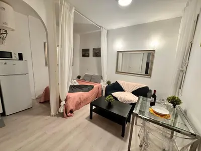 Una cocina o zona de cocina en Apartamento Ile Valleca Madrid