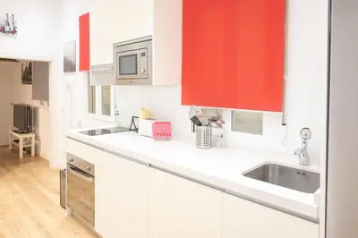 Una cocina o zona de cocina en Modern, temporary, and practical apartment in Chamberí VAR120