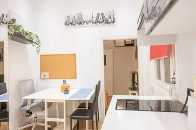 Plano de Modern, temporary, and practical apartment in Chamberí VAR120