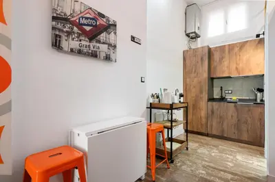 Una cocina o zona de cocina en Charming flat in Madrid Rio - Monedero