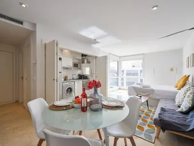 Una cocina o zona de cocina en My City Home - Apartamento con terraza y piscina comunitaria en Legazpi